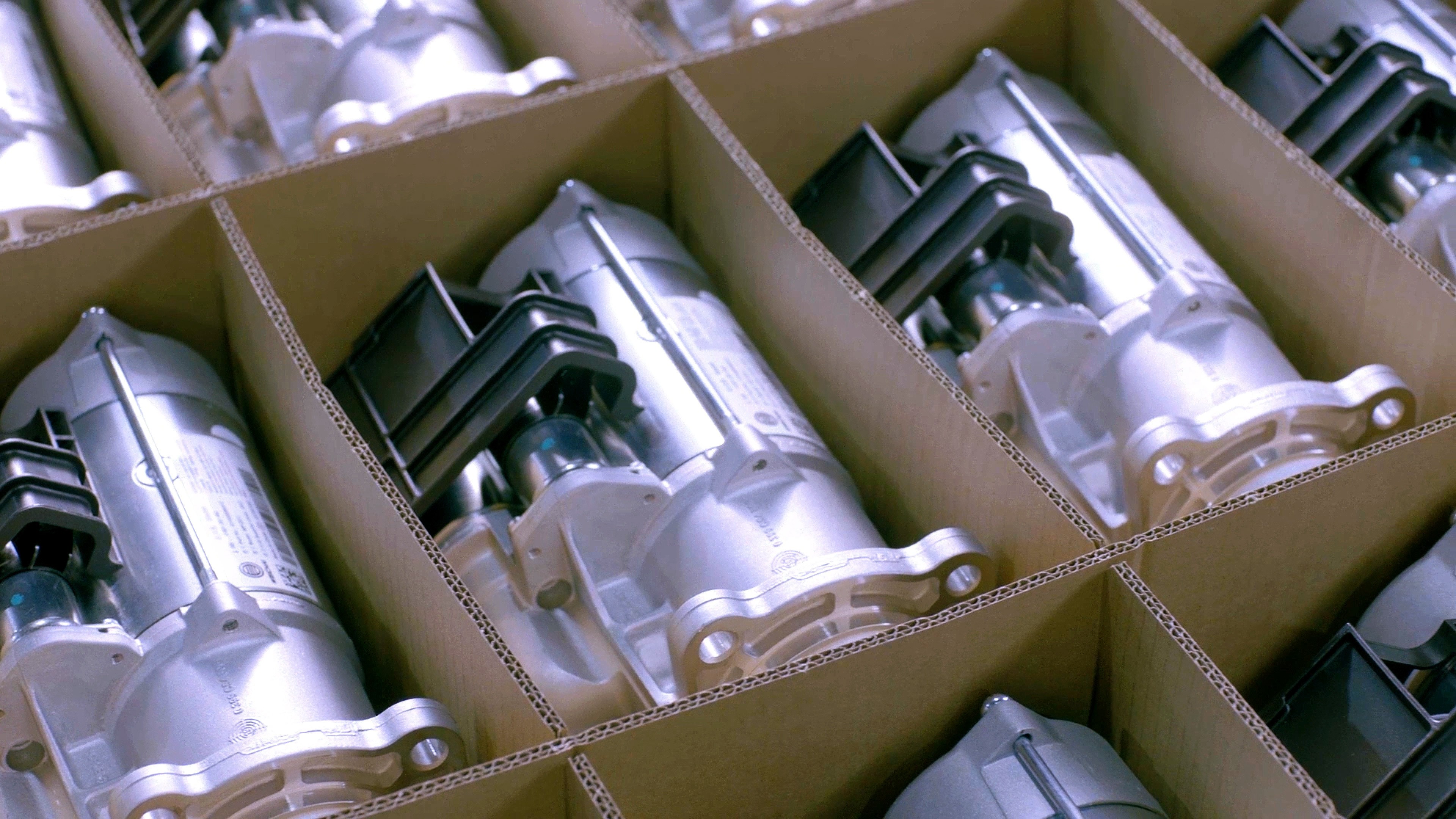 Several HXF commercial vehicle alternators ready to be shipped