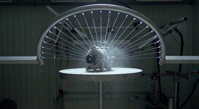 48伏能量回收加速辅助系统电机（BRM）溅水测试